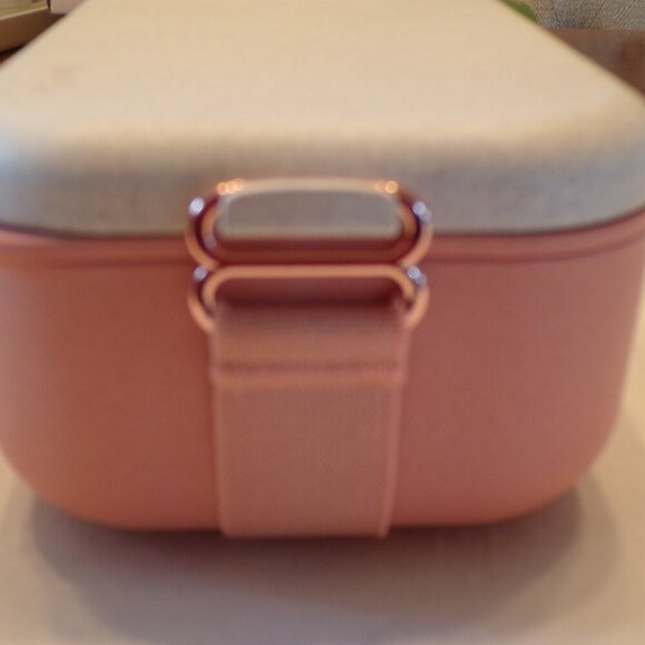 Our Place Layered Lunch Box with Clips + Utensils - Picture 3 of 7